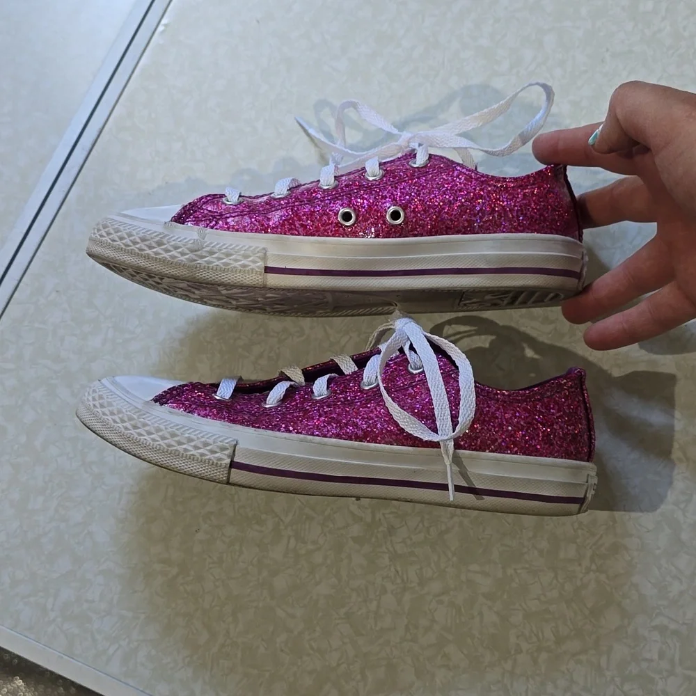 Converse Pink Glitter Low All Star Sneakers, Sz 3 Junior‎